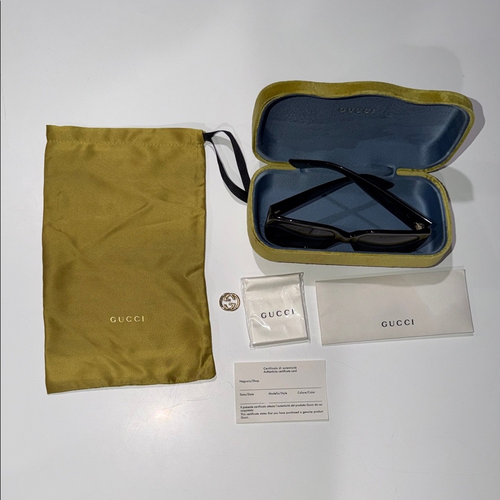 Gucci Sunglasses & Case